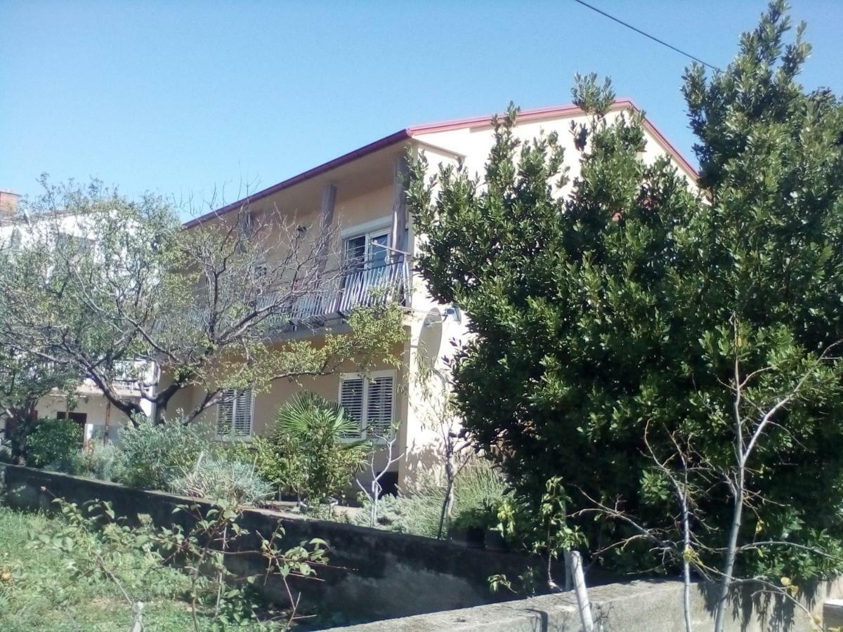 דירות סנג' Apartman Lipa מראה חיצוני תמונה
